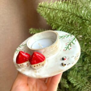 Подсвечник с домиками, снегирем и синицей