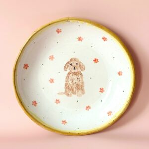 Тарелка с мальтипу в цветочках