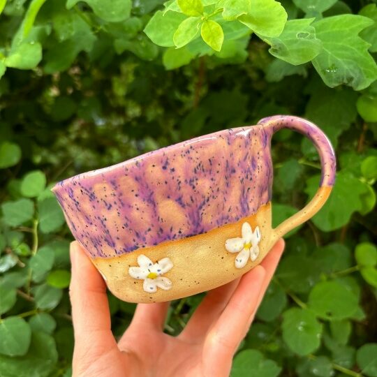 Кружка с корги и цветком